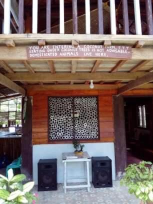 Batuan Hammock Hostel Exterior photo